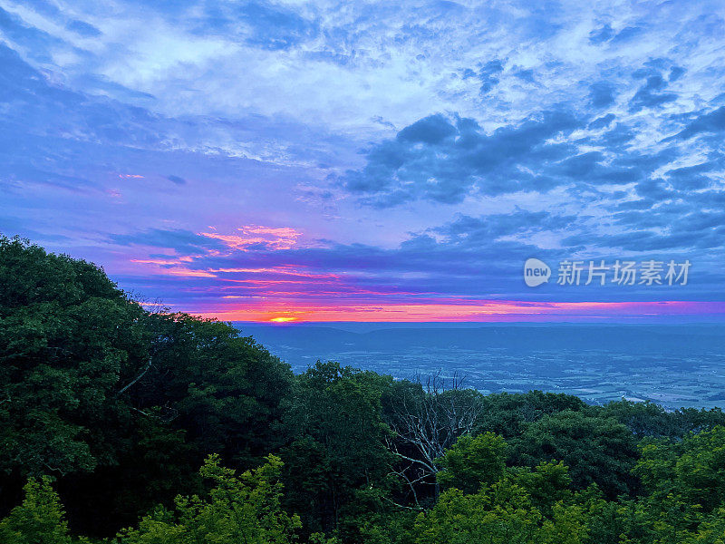 大草甸旅馆餐厅- Shenandoah国家公园